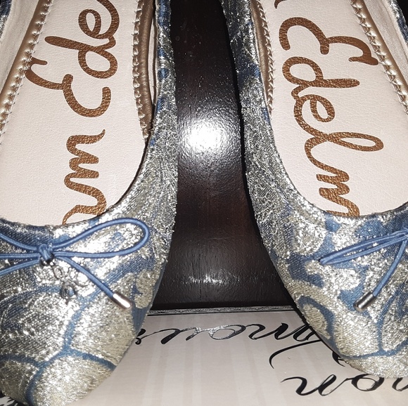 Sam Edelmam flats - Picture 6 of 8